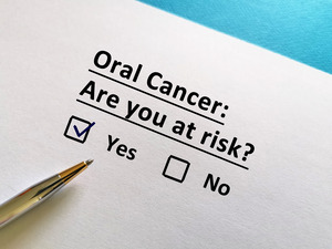 Form that asks “Oral Cancer: Are you at risk?”
